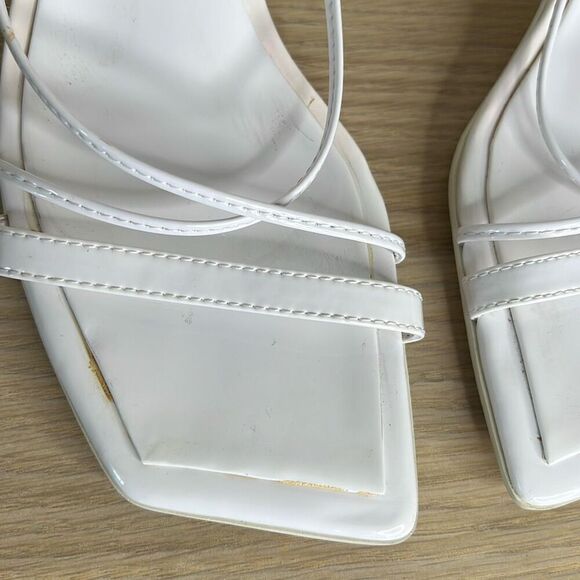 Jeffrey Campbell Lucite Heel Strappy Sandals Open Toe White Size 7 - Picture 2 of 8
